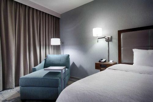 Hampton Inn By Hilton Salina image 11