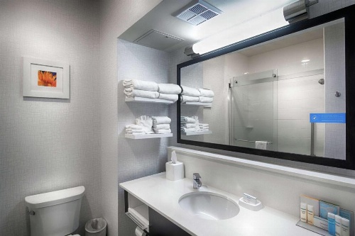 Hampton Inn By Hilton Salina image 14