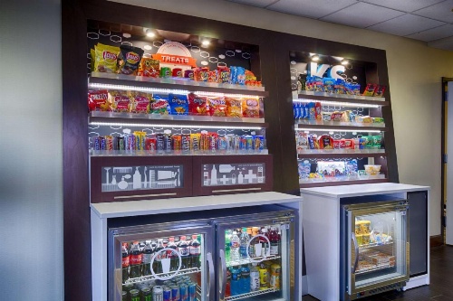 Hampton Inn By Hilton Salina image 25