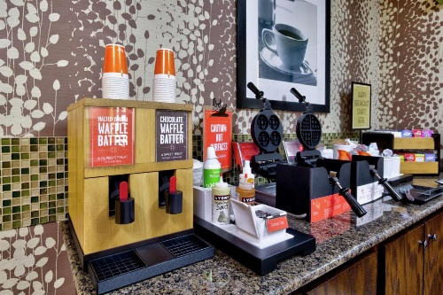 Hampton Inn By Hilton Salina image 26