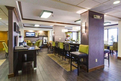 Hampton Inn By Hilton Salina image 30